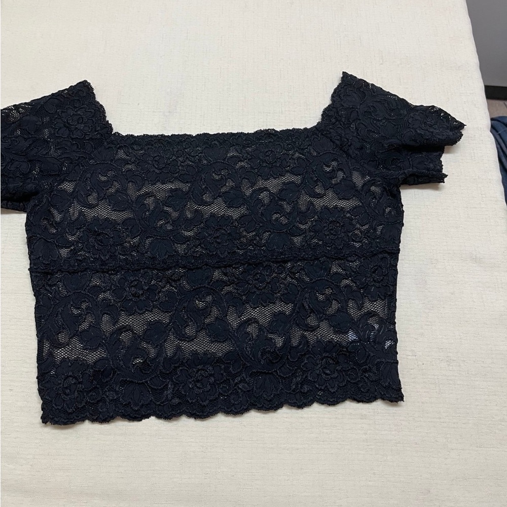 Hanky Panky M black lace off shoulder top - Picture 5 of 13